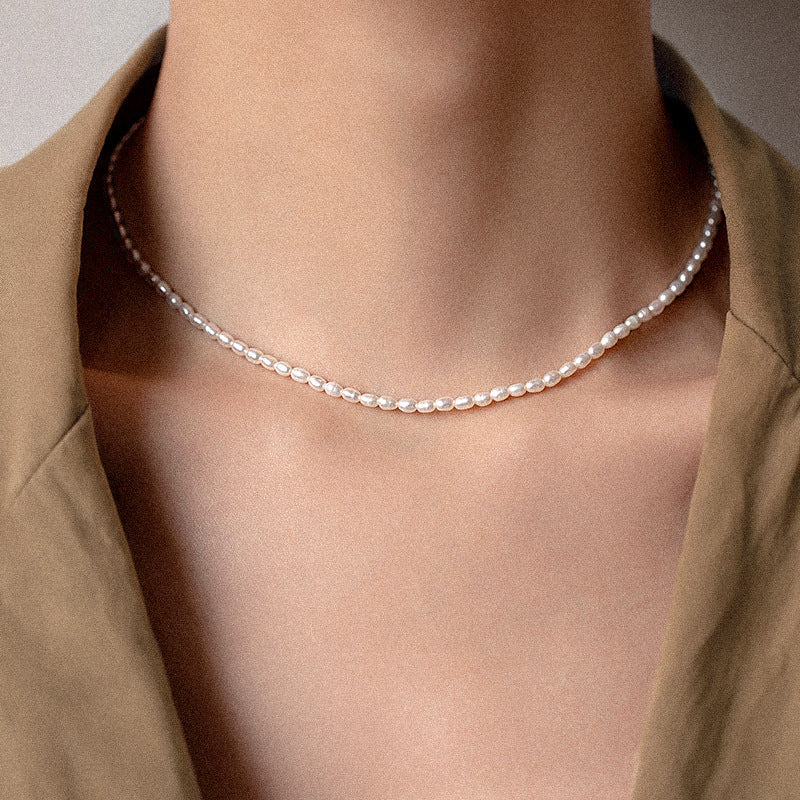Avaria - Collier ras du cou en perles d'eau douce