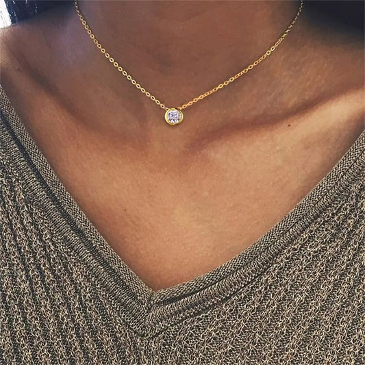 Daniella – Collier Or avec Pierre Symbolique
