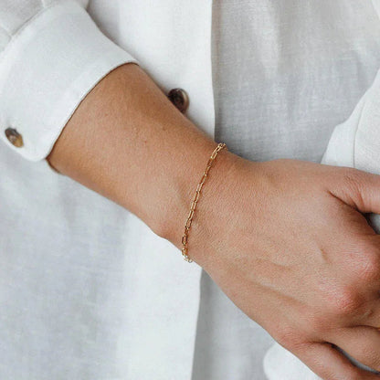 Maybelle – Bracelet Chaîne Paperclip en Or