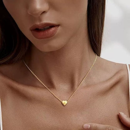 Arielle – Collier Cœur Initiale Doré