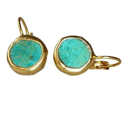 Saphira – Boucles d’oreilles vintage avec breloques turquoise et dorées
