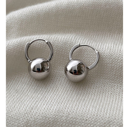 Ellie – Boucles d’Oreilles Boule en Argent Sterling à Tige Fine