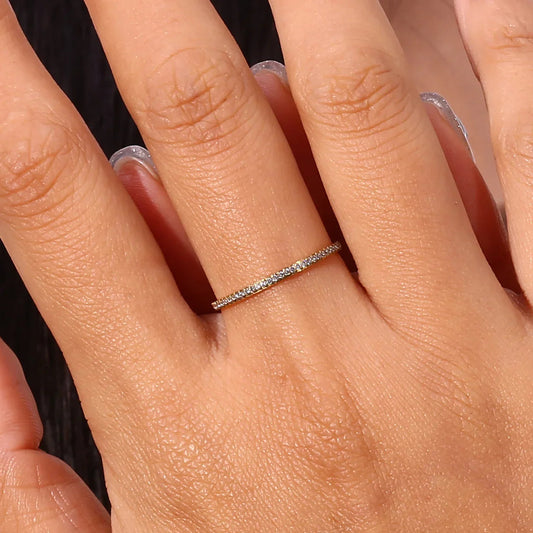 Zarra – Bague Pavée en Or Éclatante