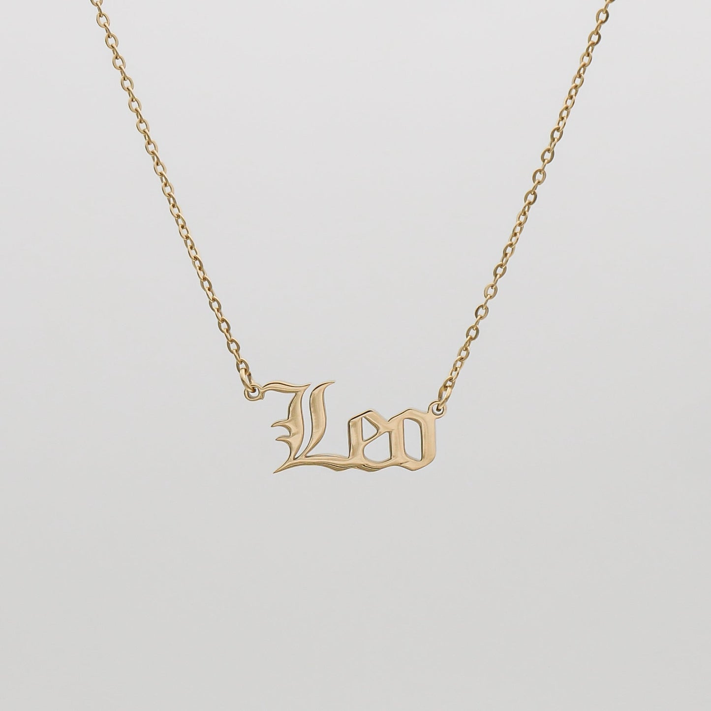 Celestine – Collier Prénom Zodiaque Classique
