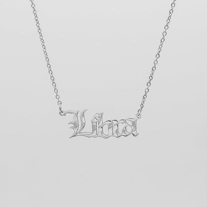 Celestine – Collier Prénom Zodiaque Classique