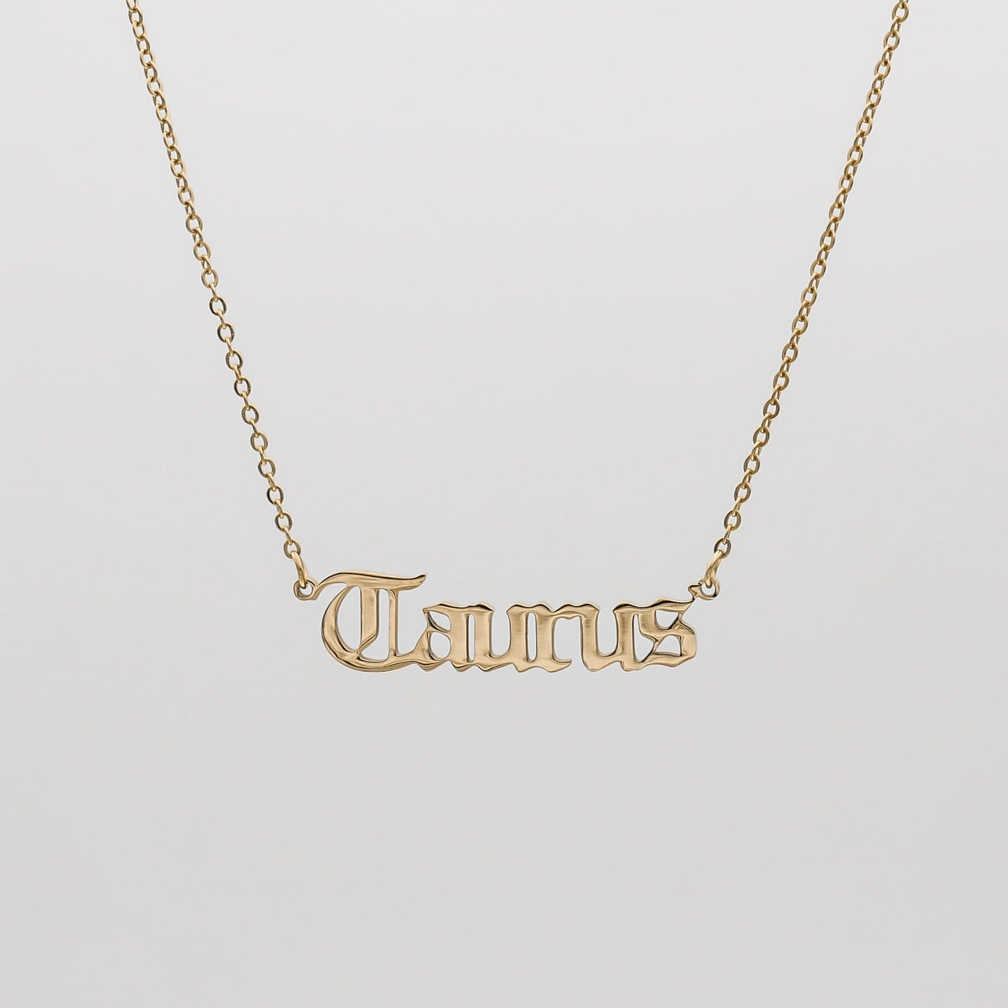 Celestine – Collier Prénom Zodiaque Classique