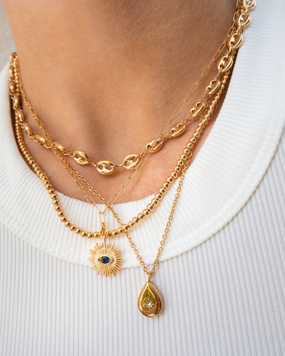 Collier à couches avec chaîne ovale