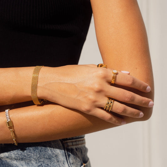 Adelina – Bracelet Chaîne Maille Boucle avec Fermoir