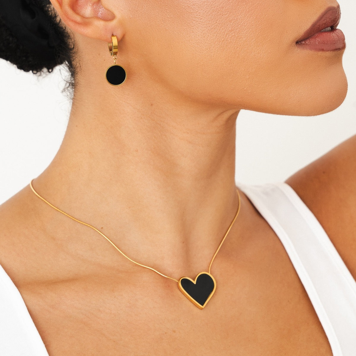 Sharlyn – Collier Pendentif Cœur en Marbre