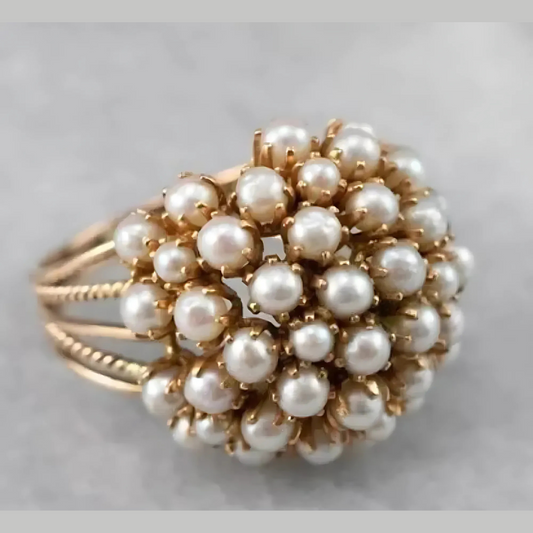 Imogen – Bague Vintage avec Perles Lumineuses Incrustées