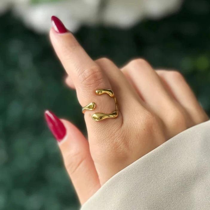 Sanya – Anneau Croissant Sculptural