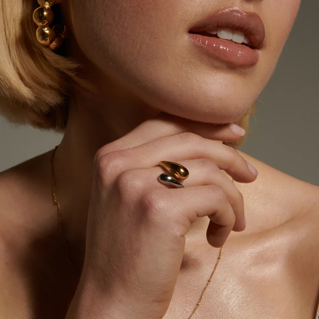 Molly – Bague goutte d'eau multicolore