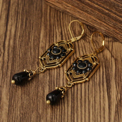 Ravenna – Boucles d’Oreilles Cristal Noir Vintagefollow