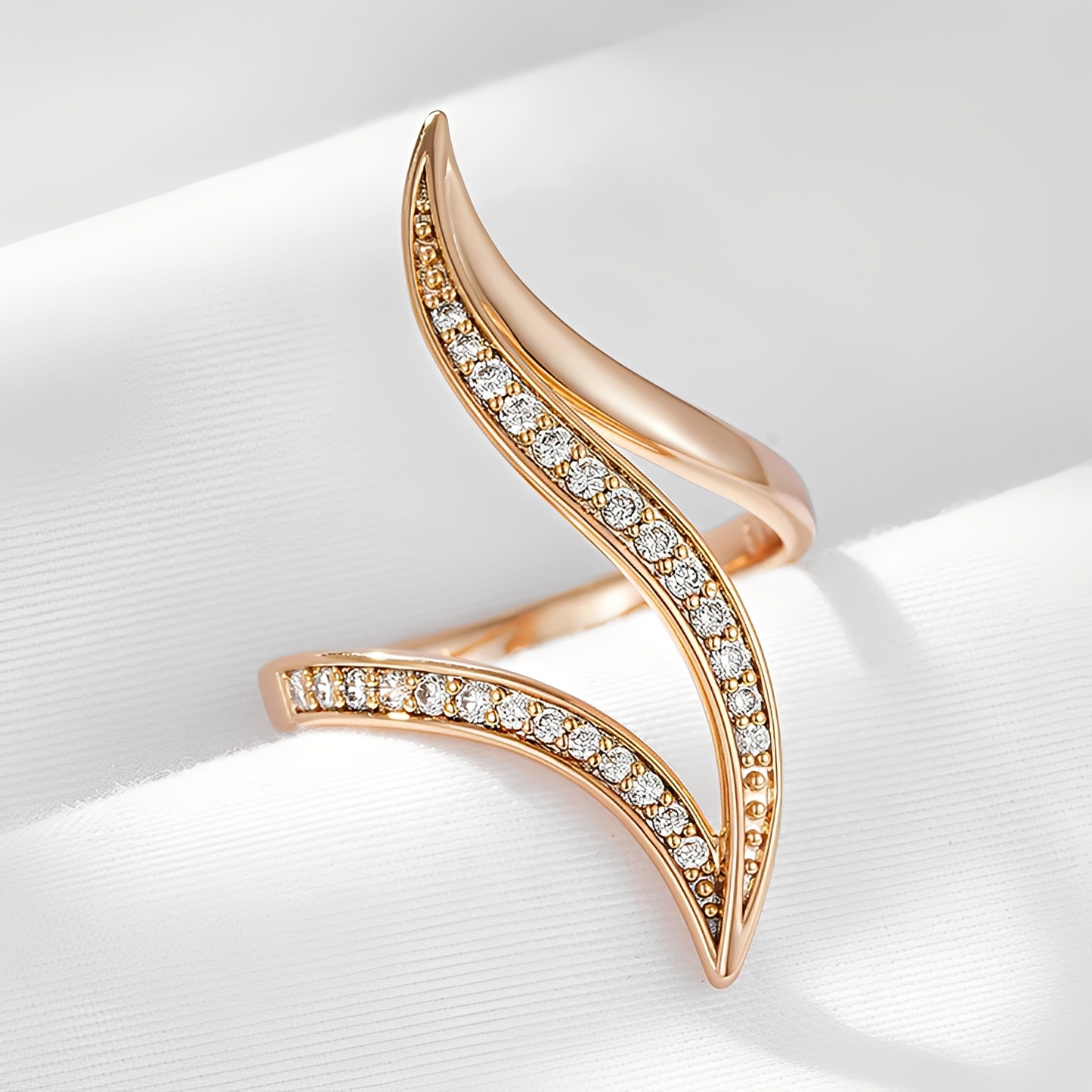 Valerie – Bague Aurora Géométrique Élégante