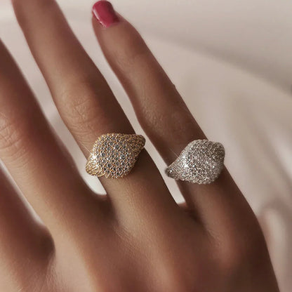 Luna – Bague Dôme en Moissanite