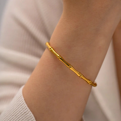 Zen – Manchette Bambou 18 Carats Raffinée