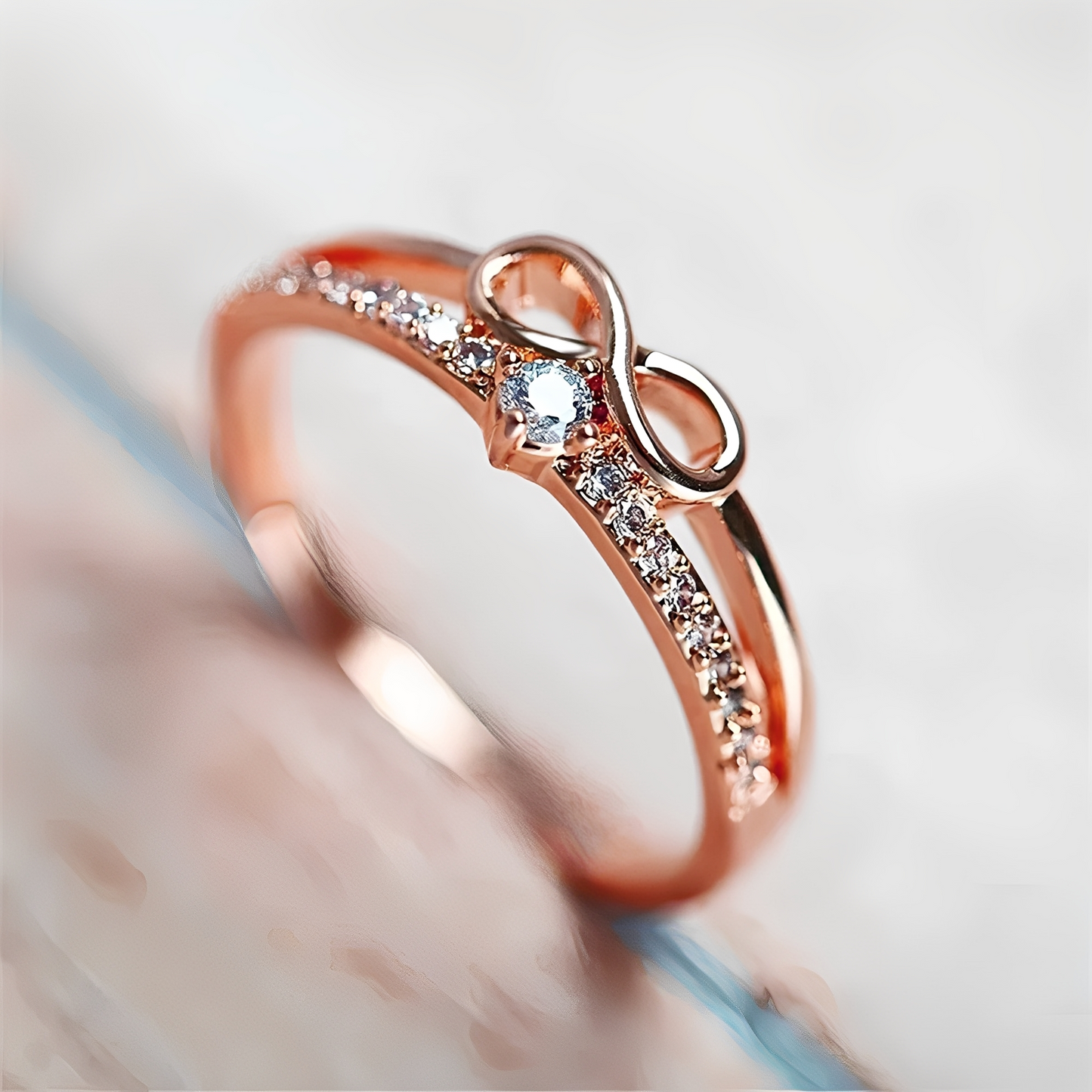 Elisha – Bague Éternité Fleurie