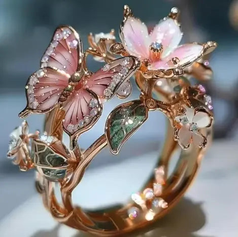Mayla – Bague Fleur & Papillon Dorés pour Femme