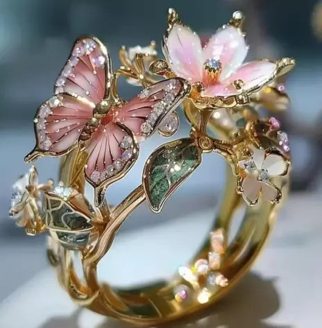 Mayla – Bague Fleur & Papillon Dorés pour Femme