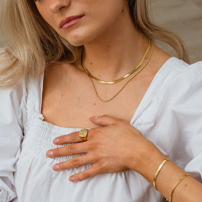 Tiana – Collier Corde Torsadée & Serpent Plat Doré 18K