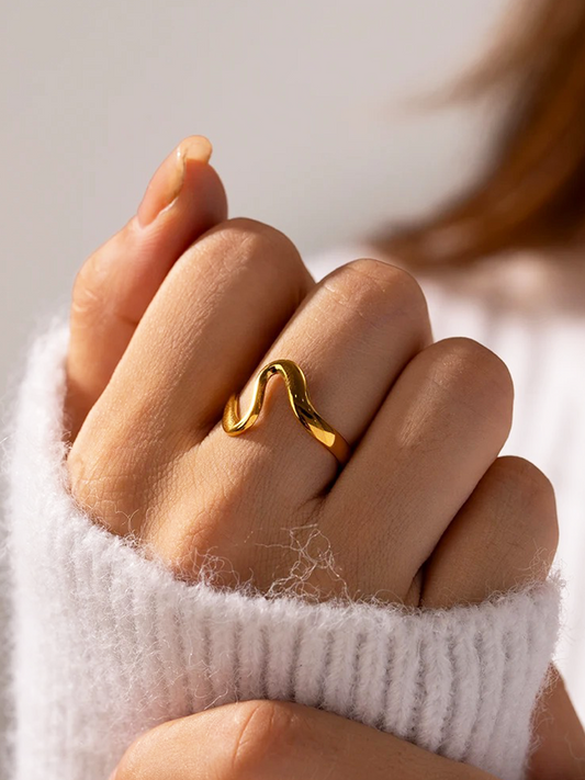 Sylvia – Bague Vague Dorée
