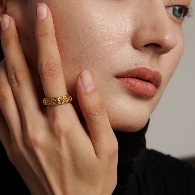 Lunea – Bague Céleste en Acier avec Zircon