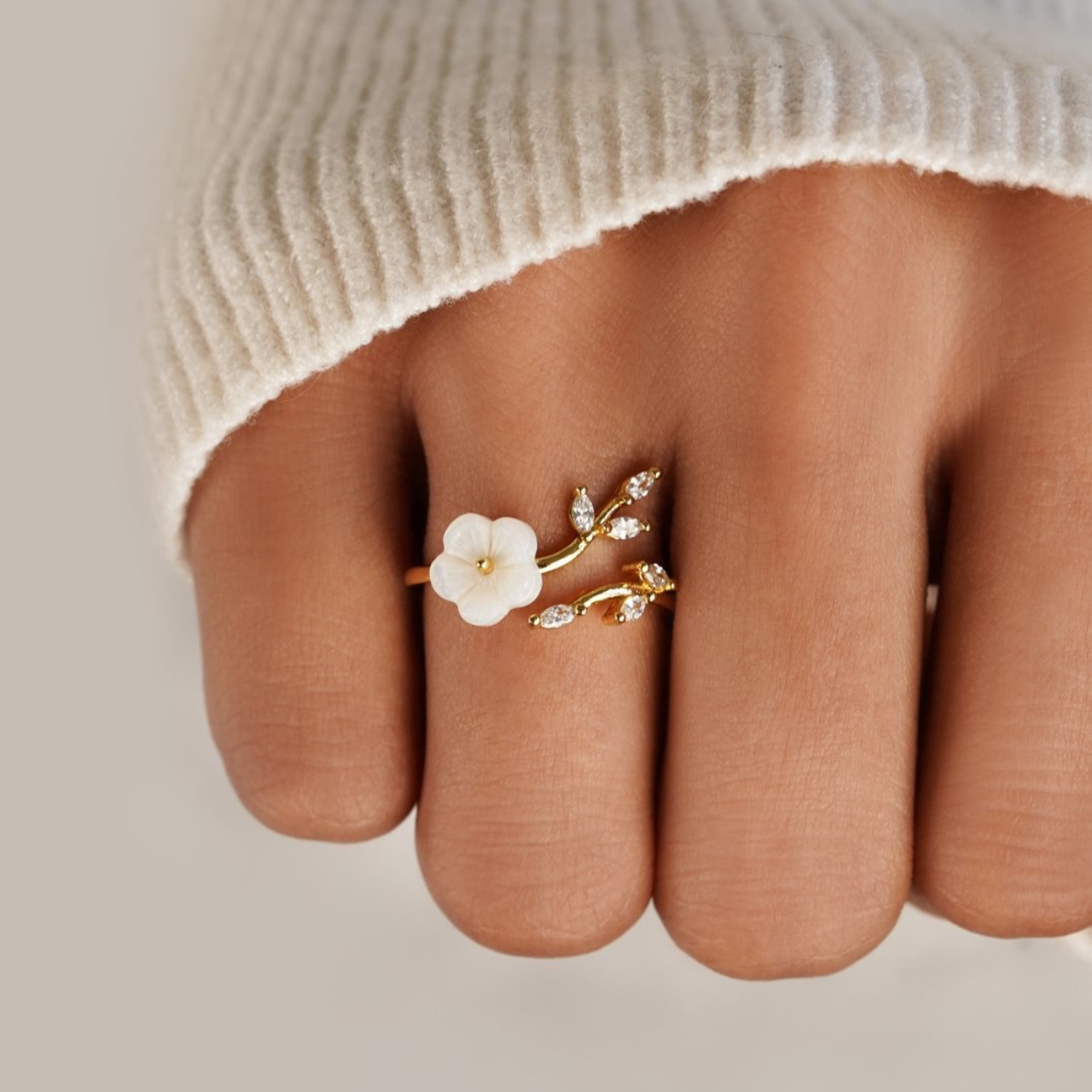 Wildflower Ring - Bague Pétale avec Coquillage et Cristal