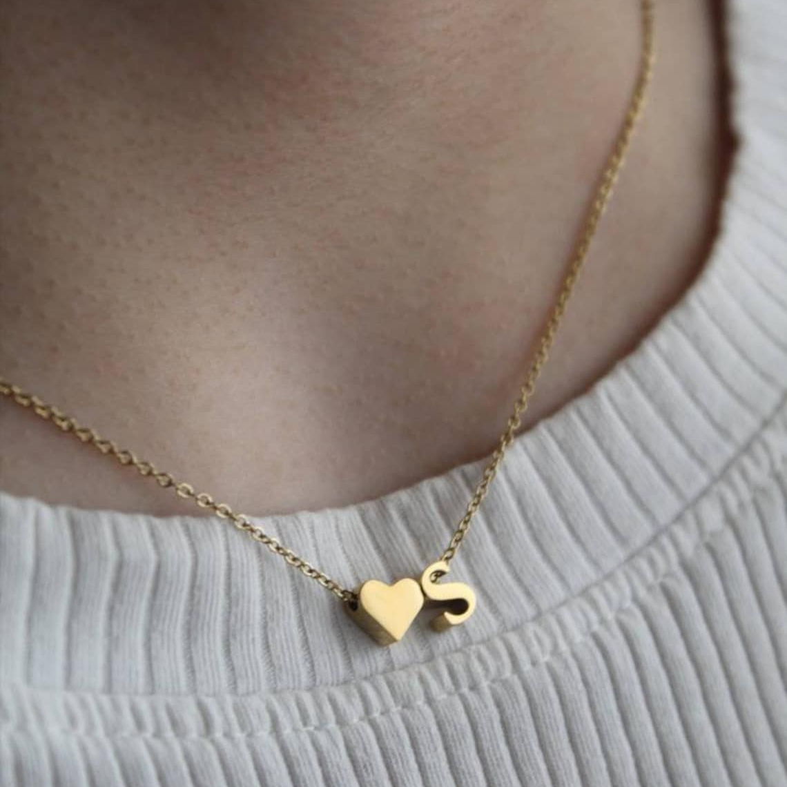 Collier avec initiale en forme de cœur - Pendentif cœur personnalisé