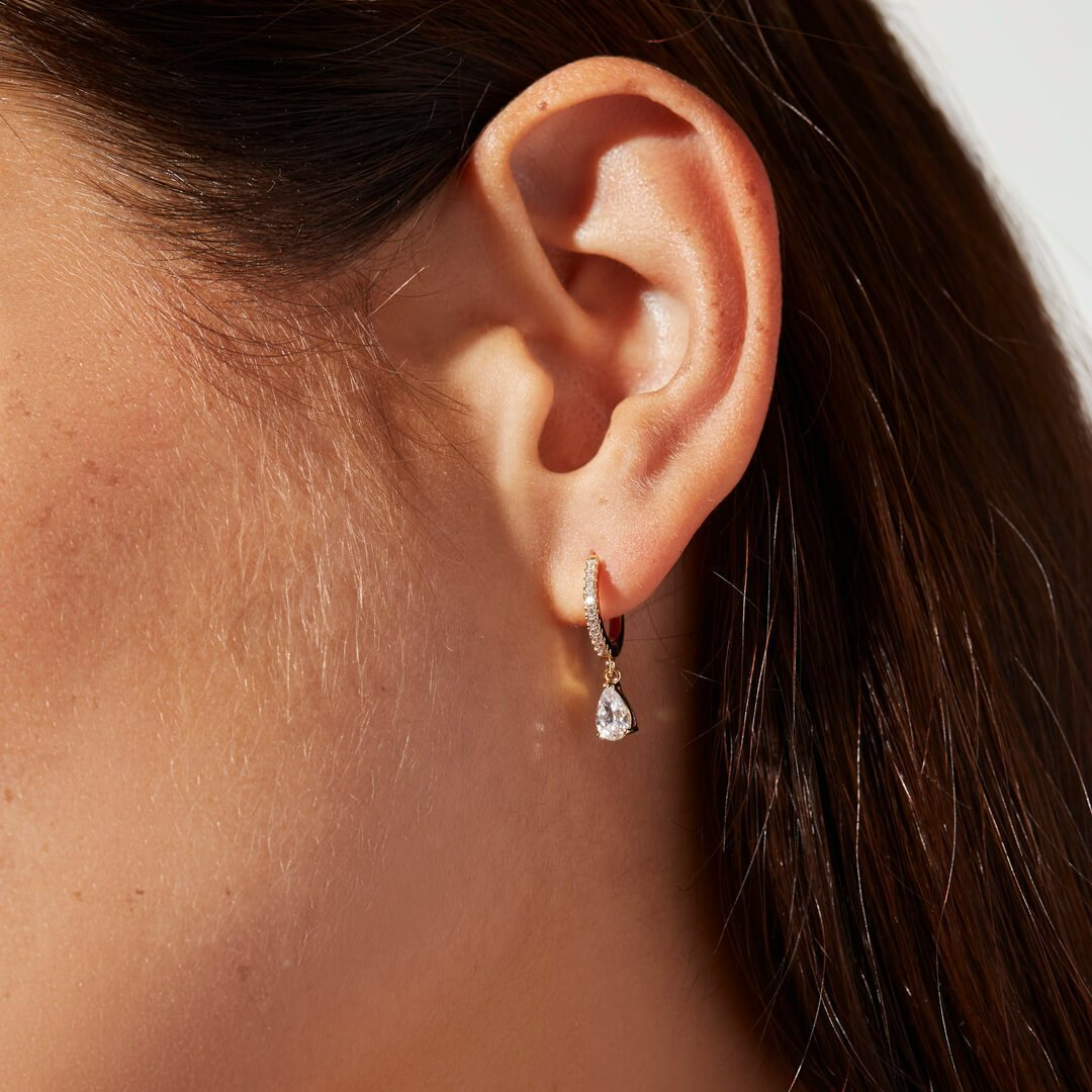 Boucles d'oreilles Cristaux en goutte - Huggies délicats en zircon