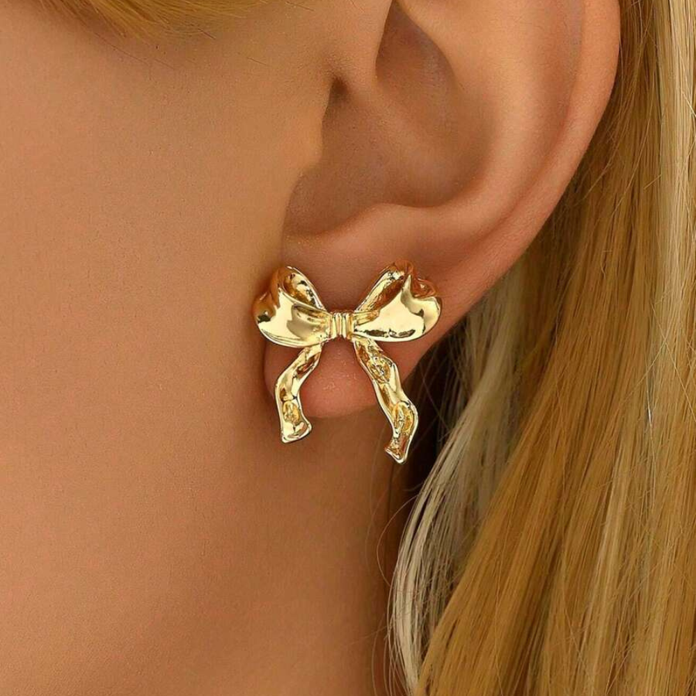 Boucles d'oreilles en or blanc avec nœud - Puces d'oreilles à motif de nœud