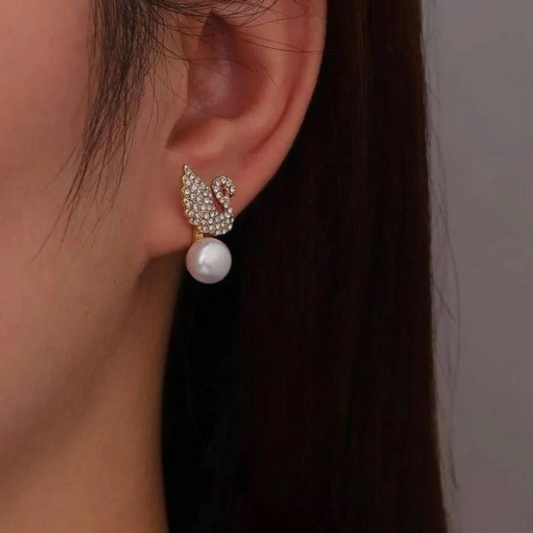 Boucles d'oreilles en forme de cygne avec perles - Élégance naturelle