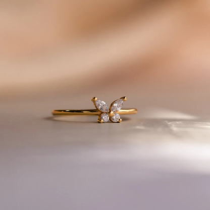 Papillon en diamant - Bague délicate en forme de papillon