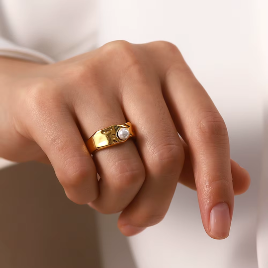 Zayra – Bague Vintage avec Perle Naturelle en Or