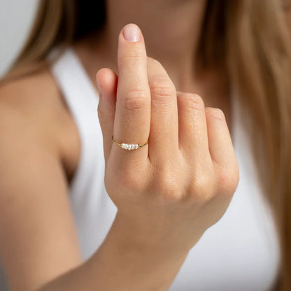 Lucie – Bague en Or avec Perle Baroque Naturelle