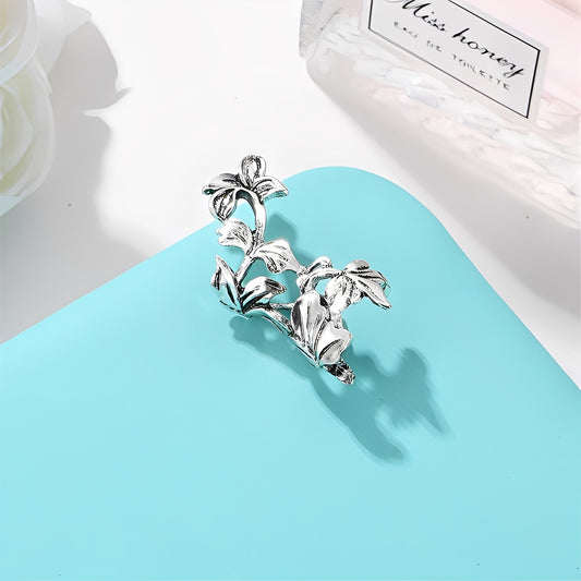 Amara – Boucles d’Oreilles Feuille en Argent