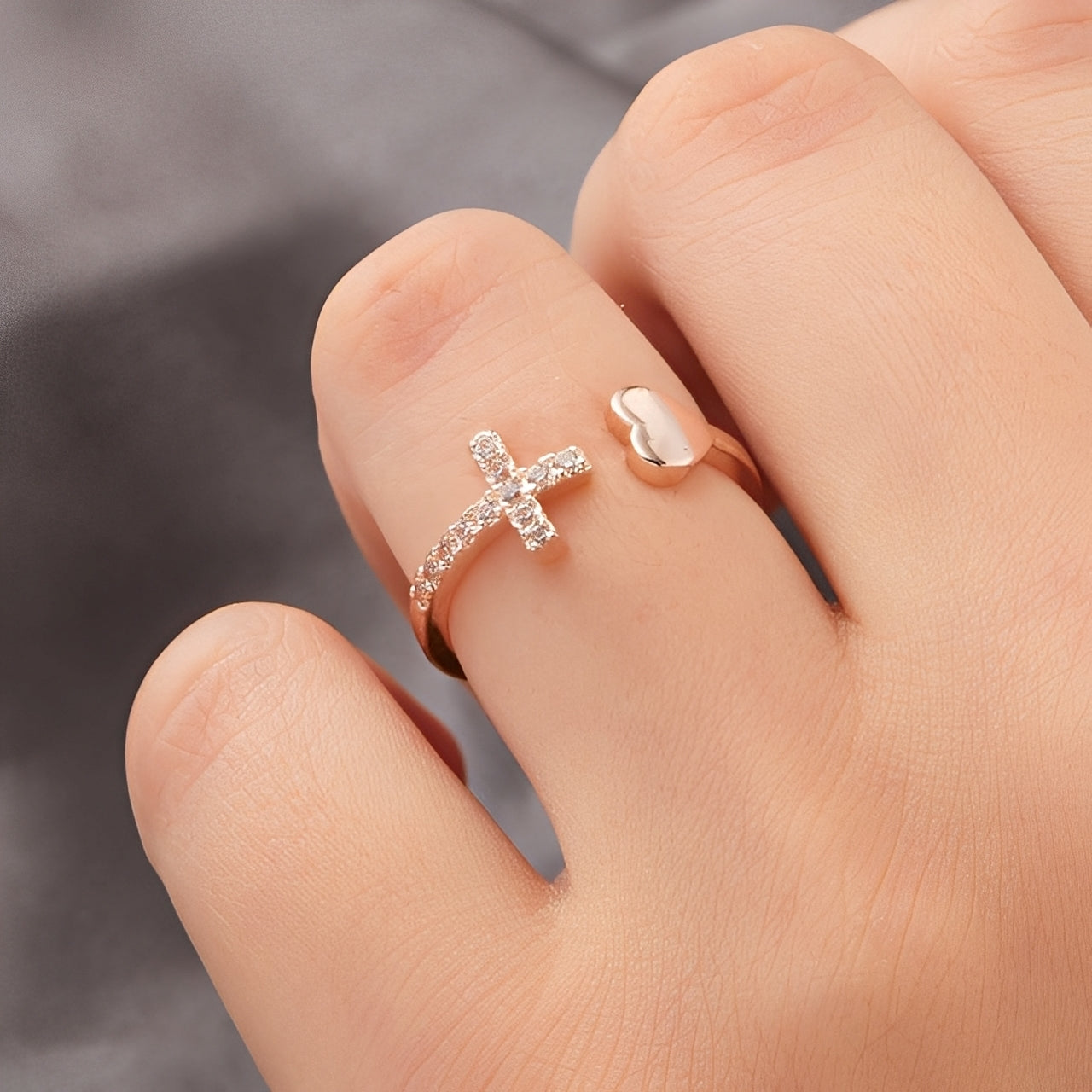 Maelys – Bague avec Croix pour Femme