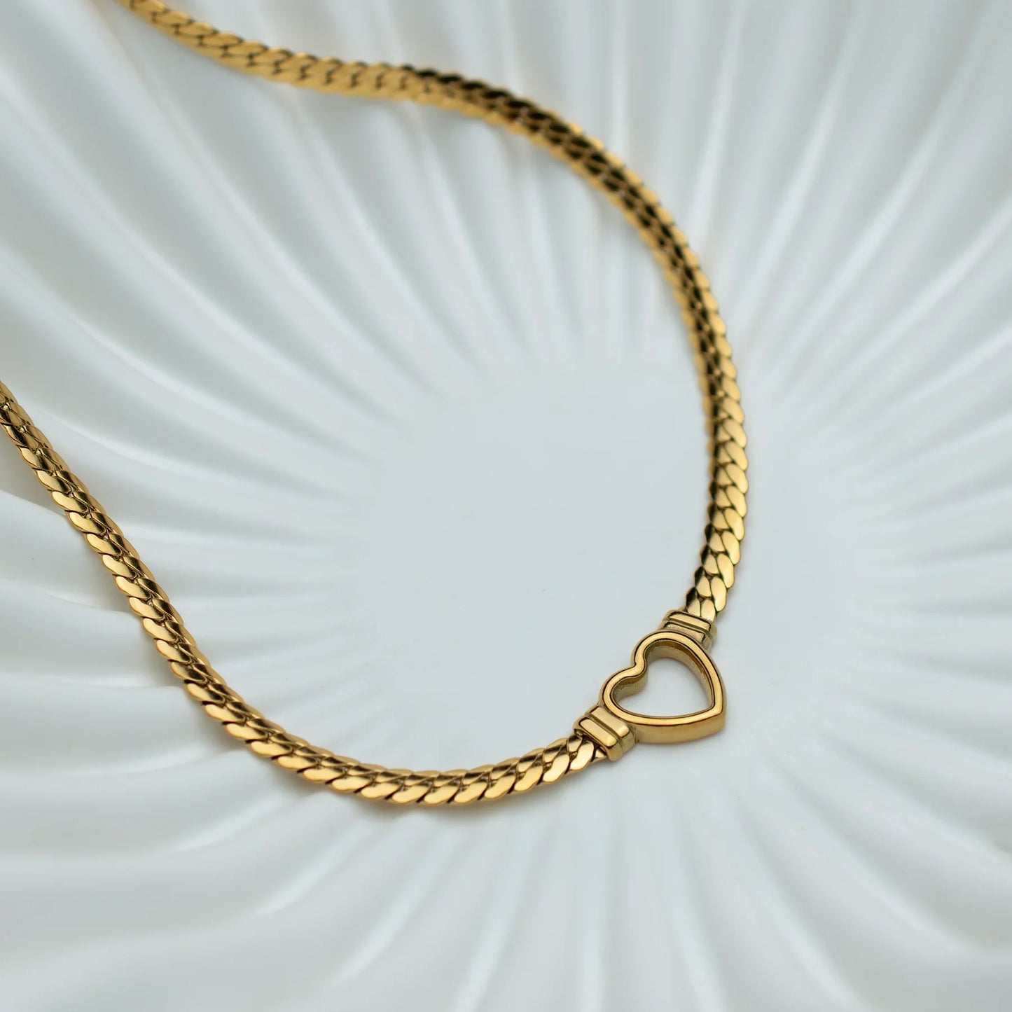 Isadora – Collier Cœur Chaîne Cubaine