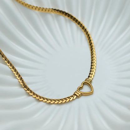 Isadora – Collier Cœur Chaîne Cubaine