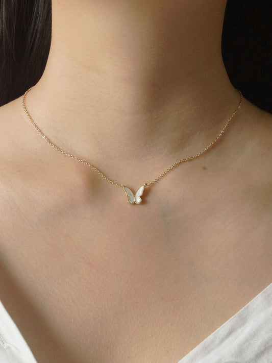 Beabell - Collier de perles avec papillon