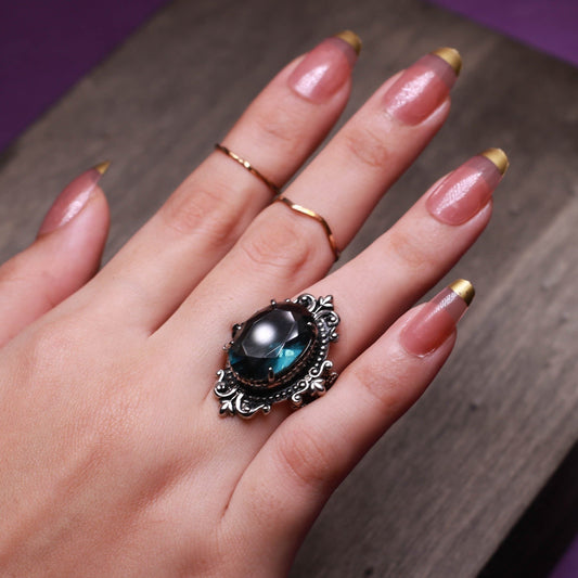 Ysoria – Bague Paon en Saphir Bleu Vintage