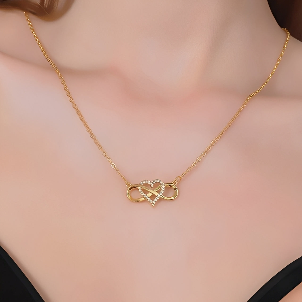 Amaya – Collier Infini & Cœur de l’Amour Éternel