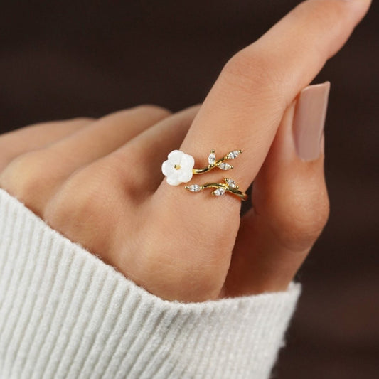 Wildflower Ring - Bague Pétale avec Coquillage et Cristal