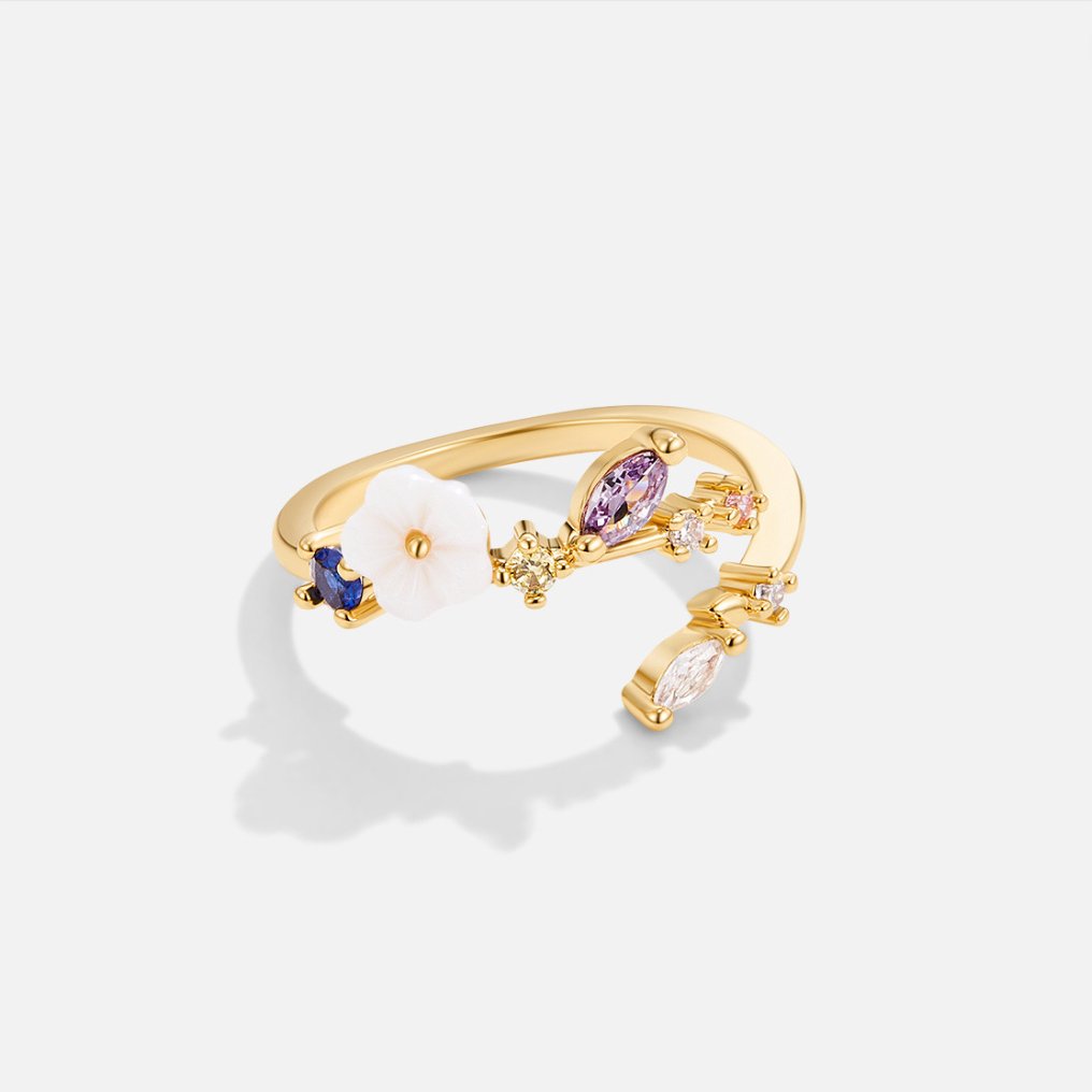 Leah - Bague en or avec fleurs cristallines blanches