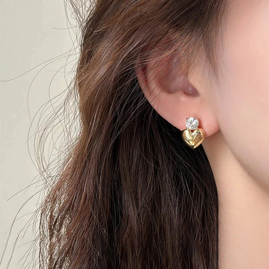 Coralie – Mini Boucles Cœur Dorées