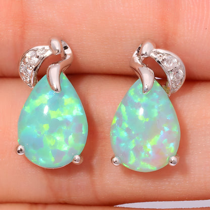 Isaline – Boucles Étincelantes Opale Verte & Argent