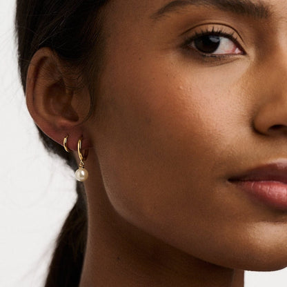 Isola – Boucles Dorées à Pendantif Perlé