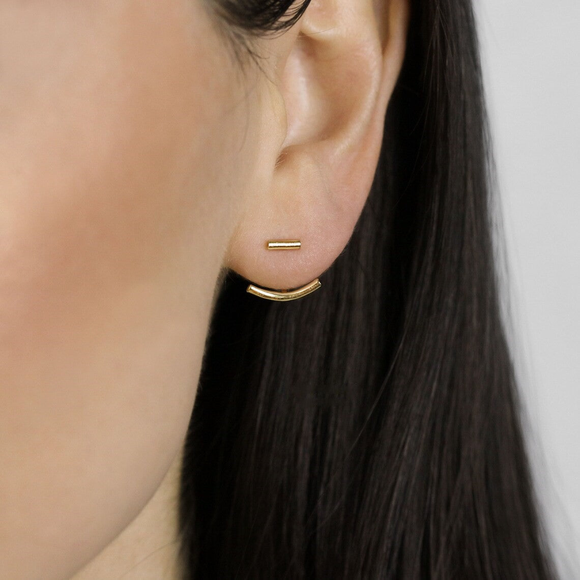 Boucles d'oreilles Hugger pour lobes d'oreilles avec veste en barre