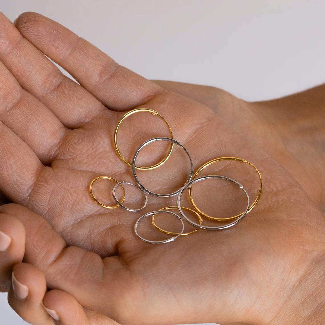 Créoles légères - Boucles d'oreilles en or et argent (ensemble de 4)
