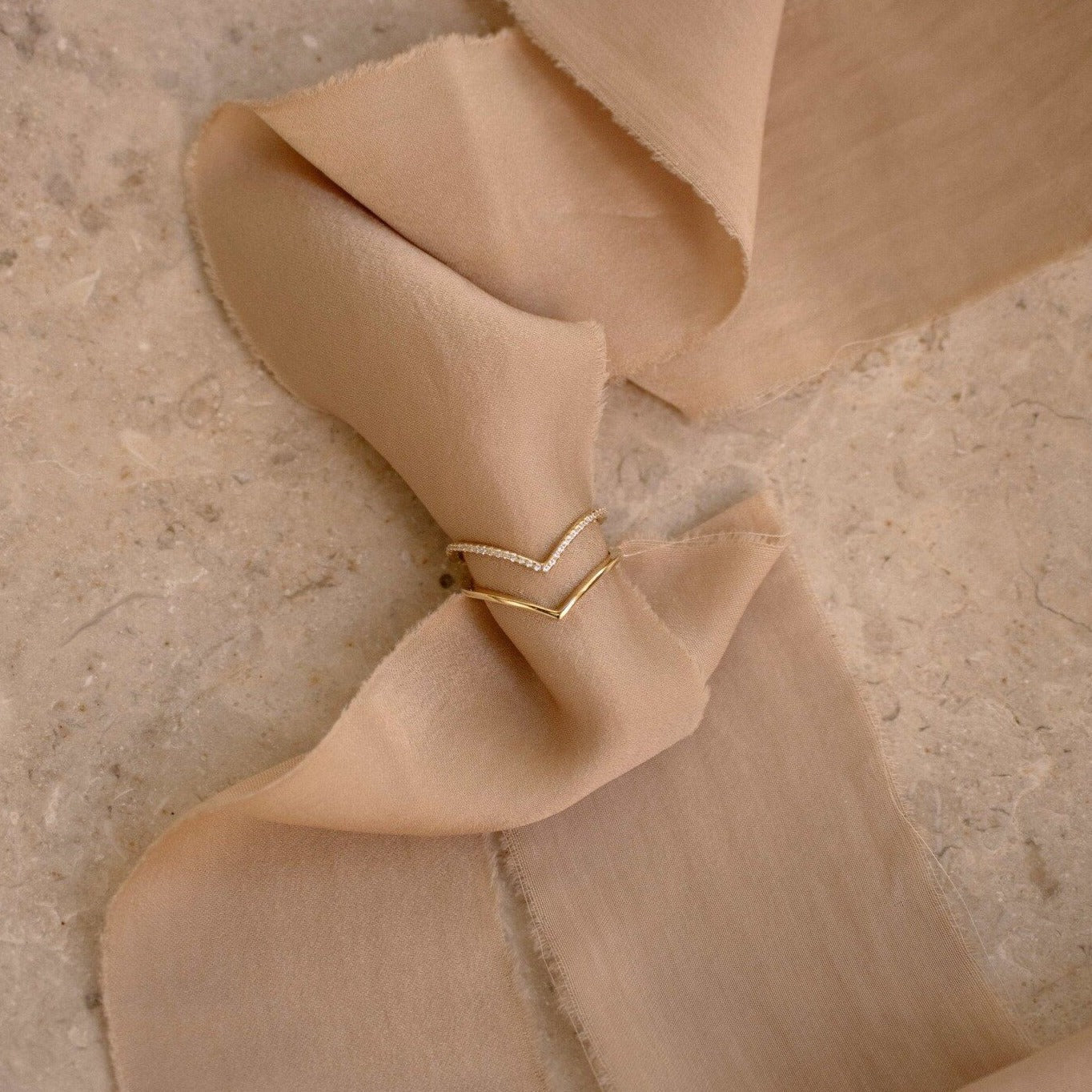 Eva – Set de Bagues Empilables Courbes