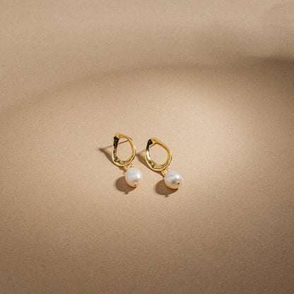Rebecca – Boucles d'Oreilles Pendentives en Perles